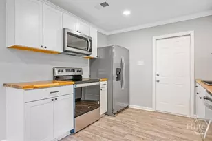 2222 E 58th St, Savannah, GA 31404 - Photo 7