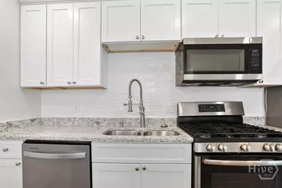 3219 Helen Street, Savannah, GA 31404 - Photo 9