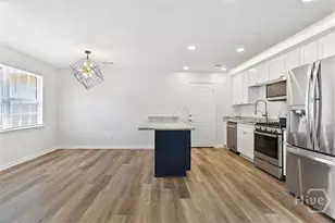 3219 Helen St, Savannah, GA 31404 - Photo 11