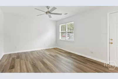 3219 Helen Street, Savannah, GA 31404 - Photo 7
