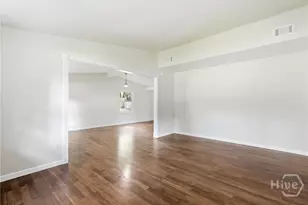821 Walthour Rd, Savannah, GA 31410 - Photo 7