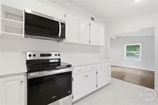 821 Walthour Rd, Savannah, GA 31410 - Photo 17