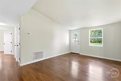 821 Walthour Road, Savannah, GA 31410 - Photo 9