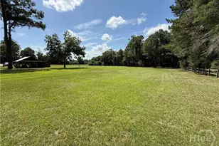 1693 Burtons Ferry Hwy, Sylvania, GA 30467 - Photo 17