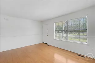 241 Pointe S Dr, Hinesville, GA 31313 - Photo 11
