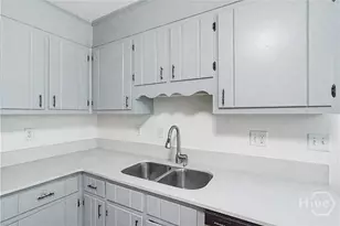 241 Pointe S Dr, Hinesville, GA 31313 - Photo 17