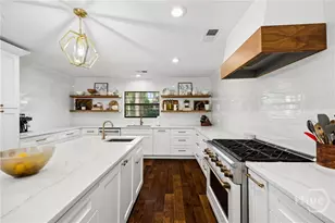 307 Early St, Savannah, GA 31405 - Photo 43