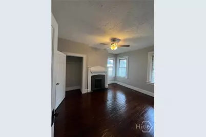 611 E 37th Street, Savannah, GA 31401 - Photo 5