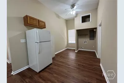 825 E Henry Street #A, Savannah, GA 31401 - Photo 7