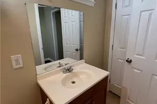 825 E Henry St, Savannah, GA 31401 - Photo 3