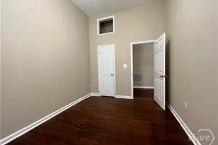 825 E Henry St, Savannah, GA 31401 - Photo 5