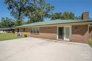 296 Gill Rd, Richmond Hill, GA 31324 - Photo 5