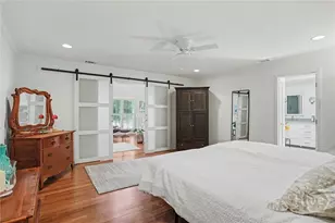 2 Romerly Rd, Savannah, GA 31411 - Photo 23