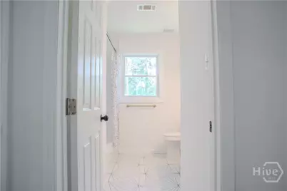 201 Lawton Avenue, Savannah, GA 31404 - Photo 23