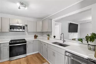 1406 E 34th St, Savannah, GA 31404 - Photo 11