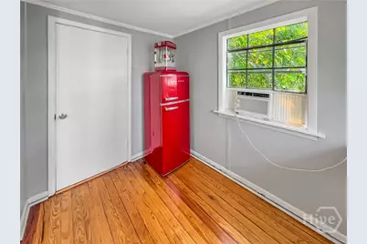 413 E 36th Street #B, Savannah, GA 31401 - Photo 5