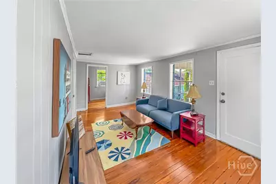 413 E 36th Street #B, Savannah, GA 31401 - Photo 3