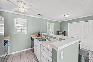 109 Dry Dock Ct, Savannah, GA 31410 - Photo 17