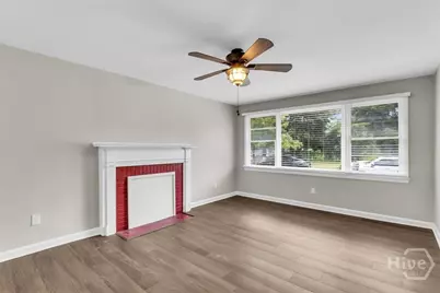 928 W 38th Street, Savannah, GA 31415 - Photo 5
