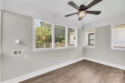 928 W 38th Street, Savannah, GA 31415 - Photo 9