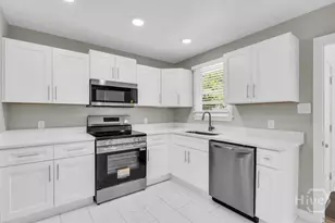 928 W 38th St, Savannah, GA 31415 - Photo 3