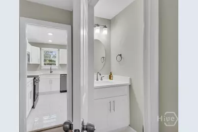 928 W 38th Street, Savannah, GA 31415 - Photo 11