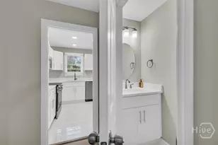 928 W 38th St, Savannah, GA 31415 - Photo 11