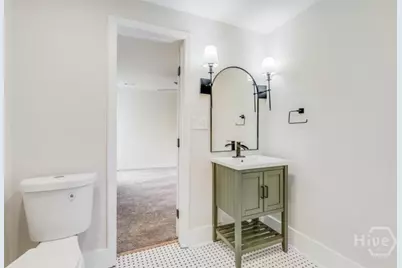 1008 E Waldburg Street #A, Savannah, GA 31401 - Photo 9