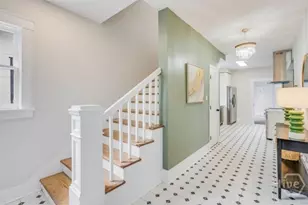 1008 E Waldburg St, Savannah, GA 31401 - Photo 3