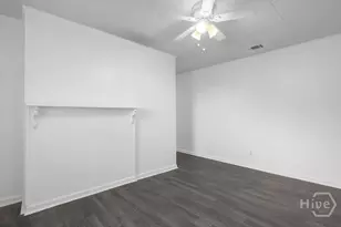 612 W 42nd St, Savannah, GA 31415 - Photo 9