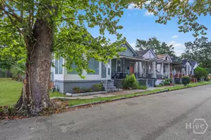 612 W 42nd St, Savannah, GA 31415 - Photo 3