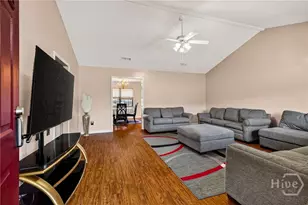 2140 Walberg Dr, Hinesville, GA 31313 - Photo 3