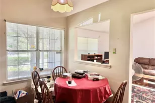 32 N Berwick Dr, Savannah, GA 31406 - Photo 15