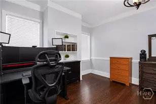 541 E Park Ave, Savannah, GA 31401 - Photo 13
