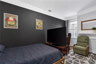 541 E Park Ave, Savannah, GA 31401 - Photo 25