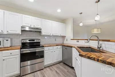 3302 Walden Park Drive, Savannah, GA 31410 - Photo 5