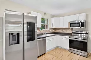 802 Walthour Rd, Savannah, GA 31410 - Photo 13