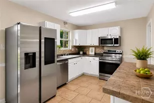 802 Walthour Rd, Savannah, GA 31410 - Photo 9