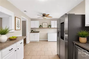 802 Walthour Rd, Savannah, GA 31410 - Photo 11
