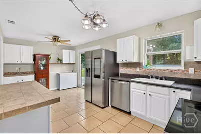 802 Walthour Road, Savannah, GA 31410 - Photo 17