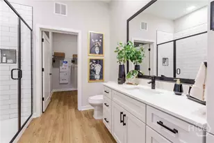 1150 E Perry Ln, Savannah, GA 31404 - Photo 23