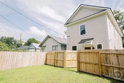 807 E 33rd, Savannah, GA 31401 - Photo 37