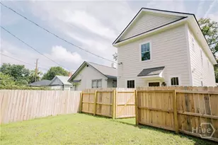 807 E 33rd, Savannah, GA 31401 - Photo 37