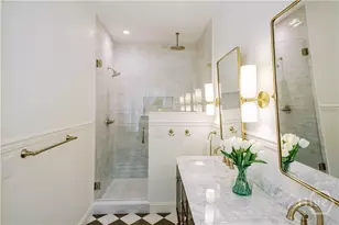 807 E 33rd, Savannah, GA 31401 - Photo 29