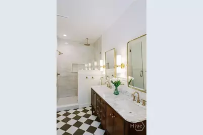 807 E 33rd, Savannah, GA 31401 - Photo 27