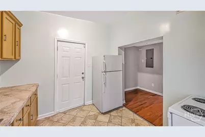 615 Price Street, Savannah, GA 31401 - Photo 13