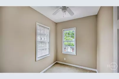 615 Price Street, Savannah, GA 31401 - Photo 23