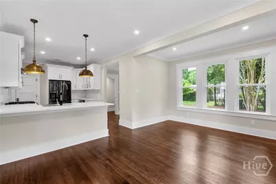 501 Durant Avenue, Savannah, GA 31404 - Photo 9