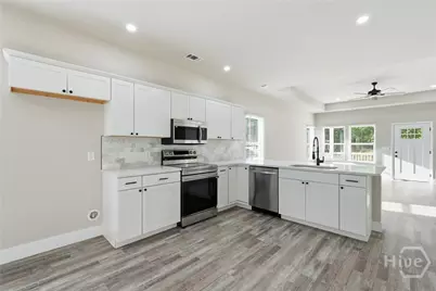 150 Darling Street, Savannah, GA 31408 - Photo 13