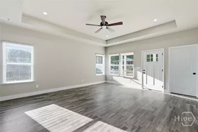 150 Darling Street, Savannah, GA 31408 - Photo 9